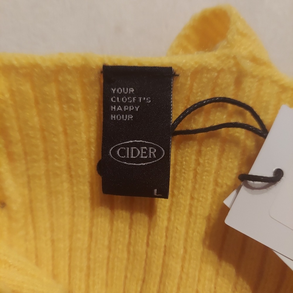 Cider Womens Yellow Stretch Knit Ribbed Cropped Cherry Tank Top Size Large NWT - Picture 2 of 10